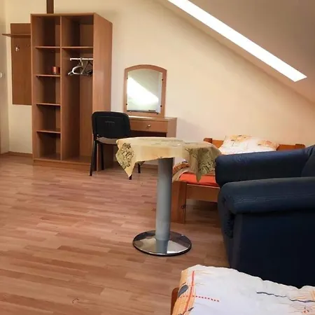 Bauernhof Stajnia Czahary Z Widokiem Na Jezioro *