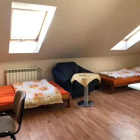 Stajnia Czahary Z Widokiem Na Jezioro Bauernhof Pogorzelica (Gmina Rewal)